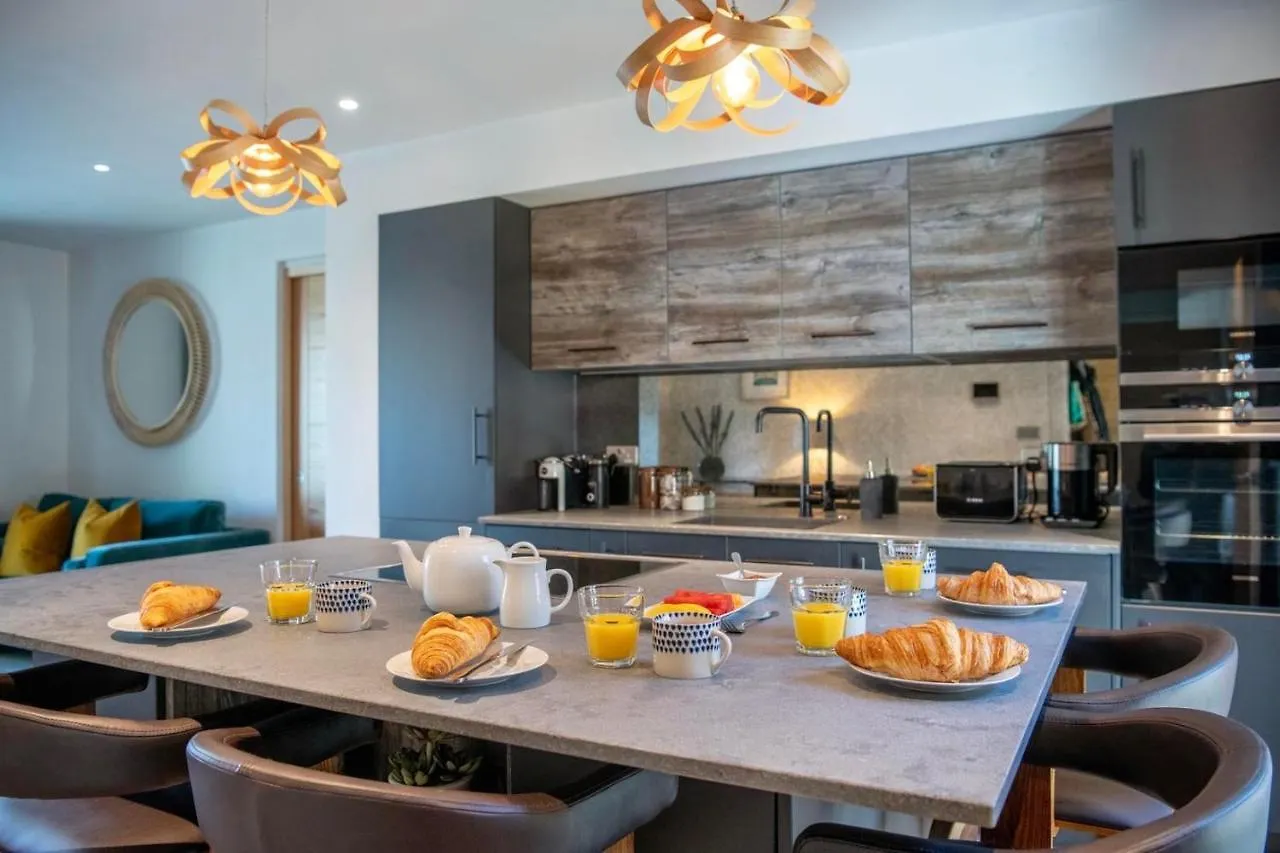 The Quadrant - The Larsen Suite York