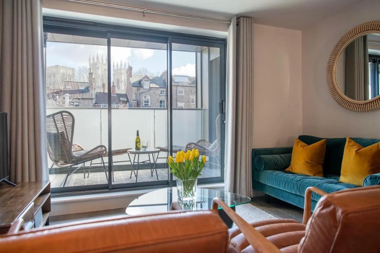 The Quadrant - The Larsen Suite York