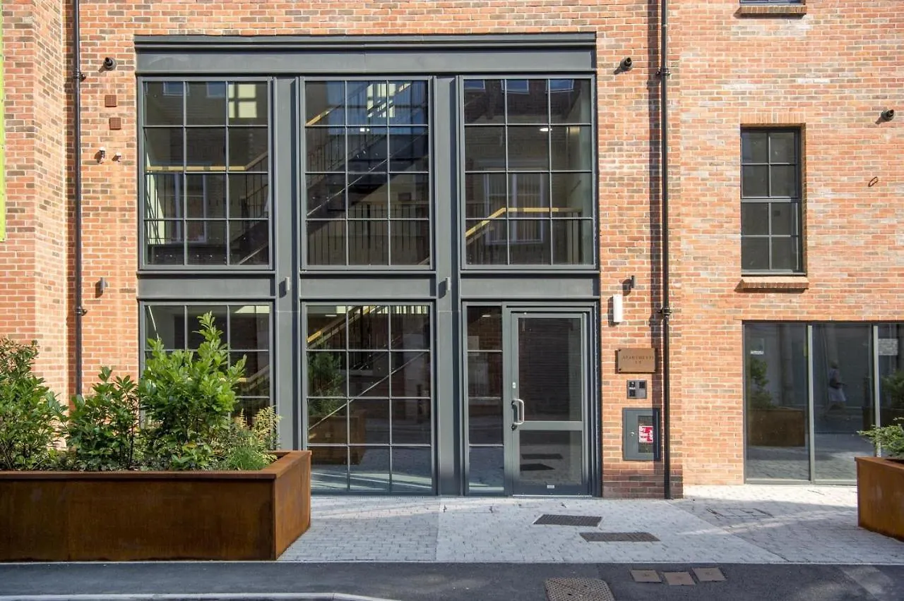 The Quadrant - The Larsen Suite York Apartment
