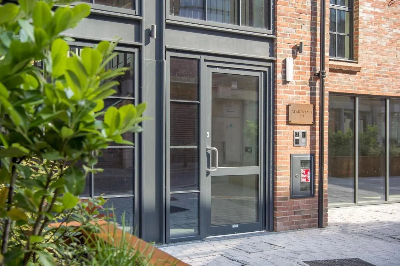 The Quadrant - The Larsen Suite York 0*,